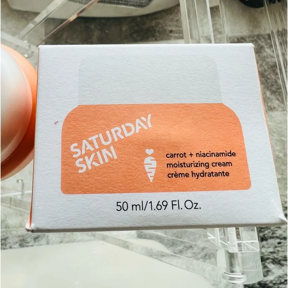 Saturday Skin Carrot + Niacinamide Moisturizing Cream